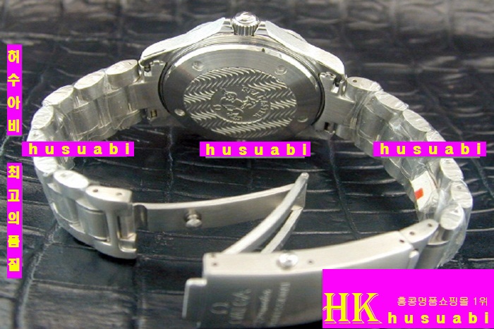 오메가  시계 오메가 씨마스터 플래닛오션 SEAMASTER 300M GMT WHITE DIAL