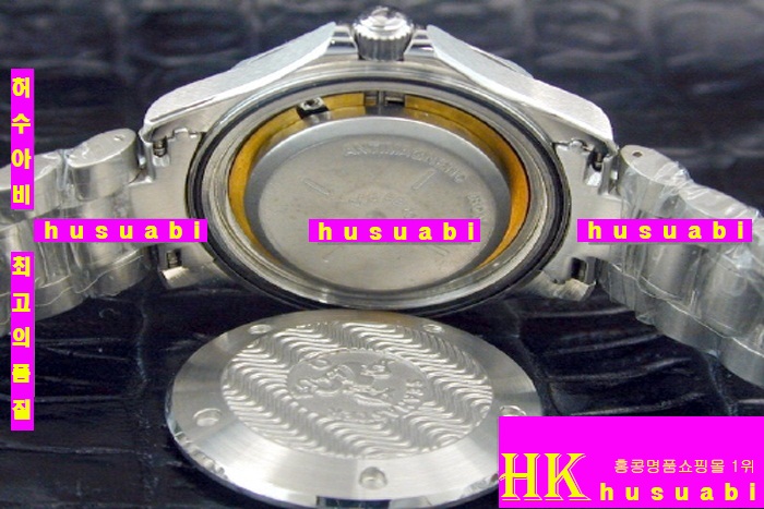 오메가  시계 오메가 씨마스터 플래닛오션 SEAMASTER 300M GMT WHITE DIAL