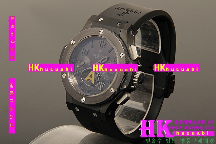 위블로 시계 신상 HUB52478-67