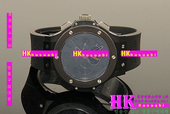 위블로 시계 신상 HUB52478-67