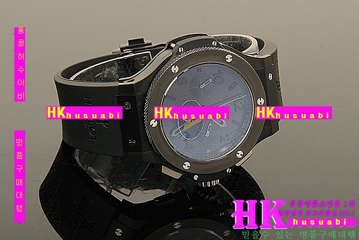 위블로 시계 신상 HUB52478-67