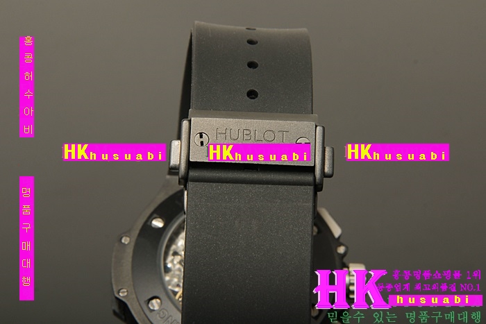 위블로 시계 신상 HUB52478-67