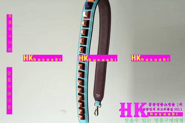 ★정품가죽사용★펜디 스트랩 숄더끈 FE22141