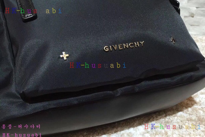 NEW 지방시 남여공용 백팩 GV 29928