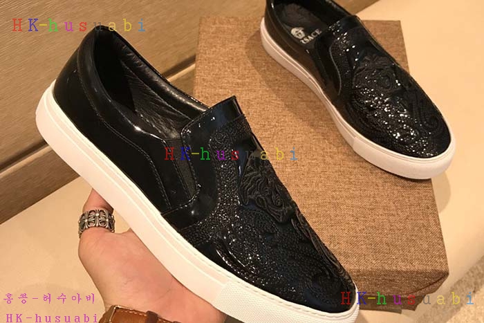 NEW 2018SS 베르사체 남성용 스니커즈 V99520
