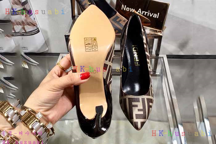 NEW 펜디 여성용 신발 FD 957773