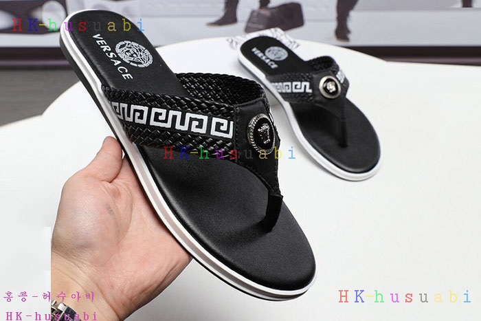 NEW 베르사체 슬리퍼 신상 V4168212