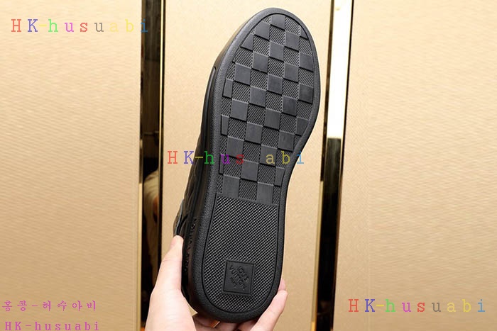 NEW 루이비통 신상 신발 LV 320330