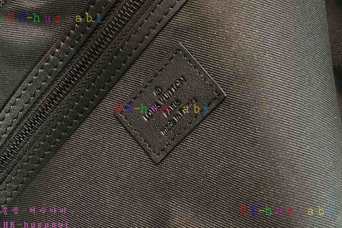 ★미러급★ 루이비통  킵올 반둘리에 M40569