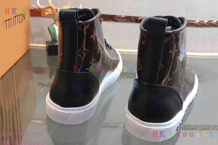 NEW 루이비통 남성용 신발 LV 958232
