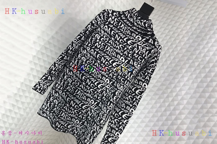 NEW 발렌시아가 니트 신상 B 305231