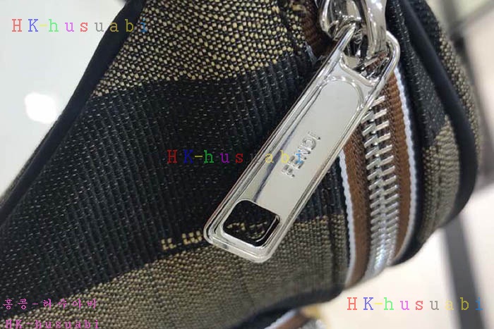 ★미러급★ 펜디 힙색 FD 88751