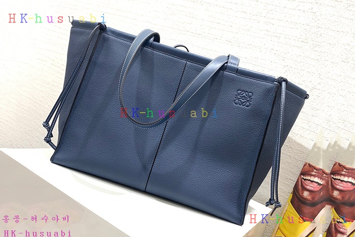 ★미러급★ 로에베 쿠션 토트백  LW 88908-4