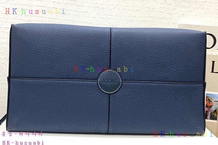 ★미러급★ 로에베 쿠션 토트백  LW 88908-4