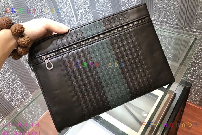 ★미러급★ 보테가베네타 클러치 BV 124551