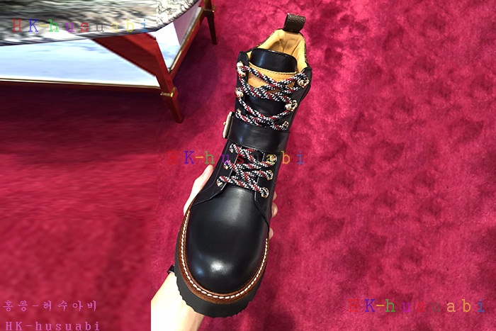NEW 루이비통 여성용 부츠 신상 LV 225858
