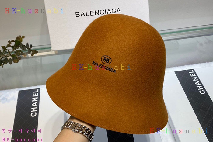 NEW 발렌시아가 모자 신상 b 370013
