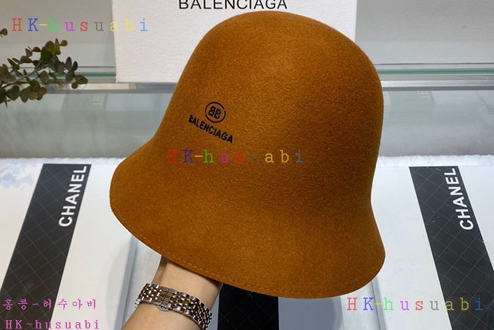 NEW 발렌시아가 모자 신상 b 370013