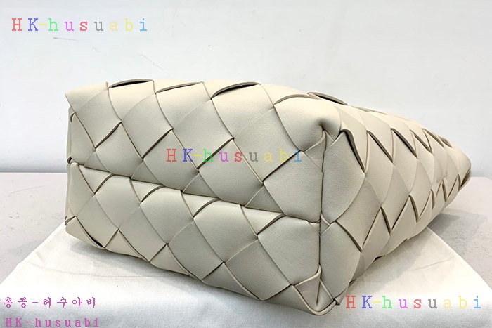★미러급★ 보테가베네타 맥시 까바 백  BV 568401