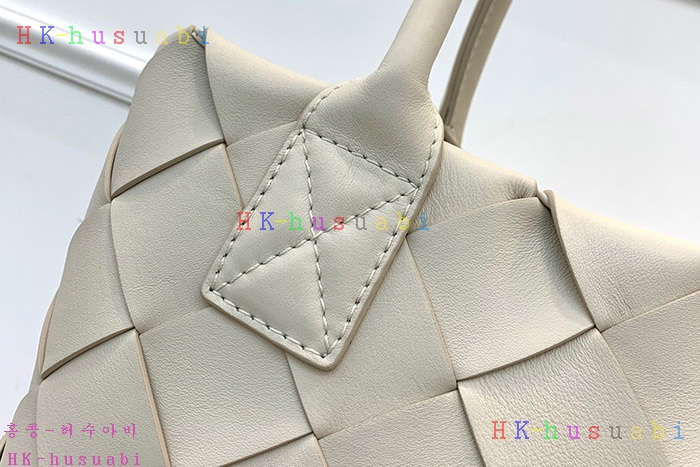★미러급★ 보테가베네타 맥시 까바 백  BV 568401