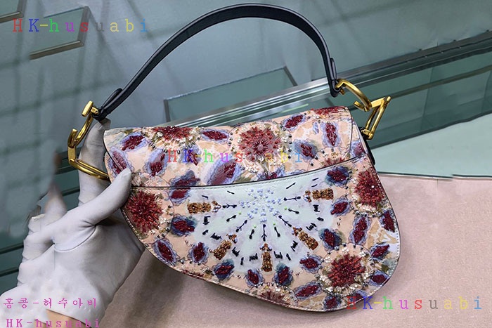 ★미러급★ 디올 새들백 DR 645580