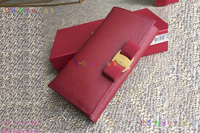 ★미러급★  페라가모 장지갑 F 22A900-4