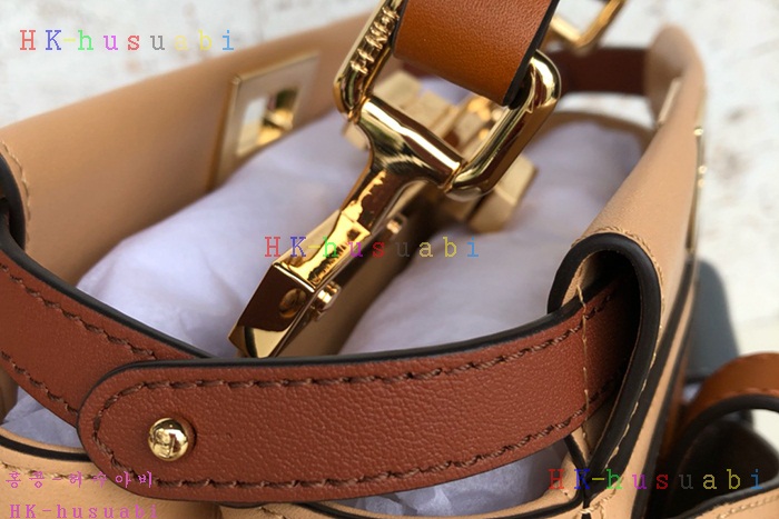 ★미러급★펜디 피카부 포켓  FD 8808111 (2컬러)