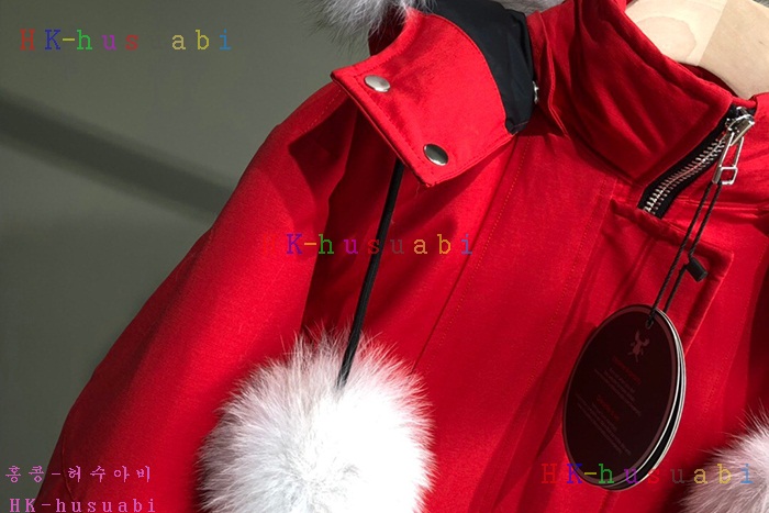 NEW 무스너클 패딩 신상 M 45822217