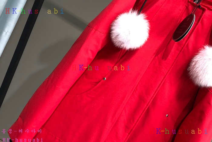NEW 무스너클 패딩 신상 M 45822217