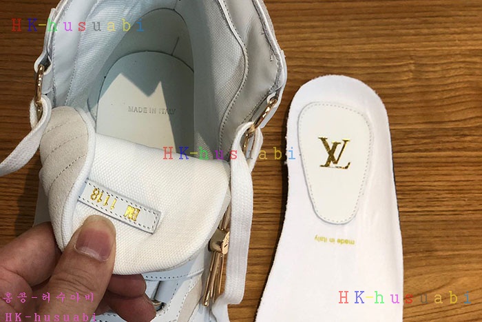 NEW 루이비통 신발 신상 LV 4582999