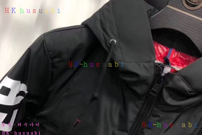 NEW 몽클레어 패딩 신상 M 1258855