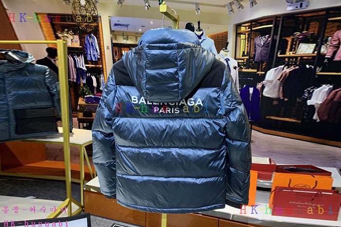 NEW 발렌시아가 패딩 신상 B 9454420