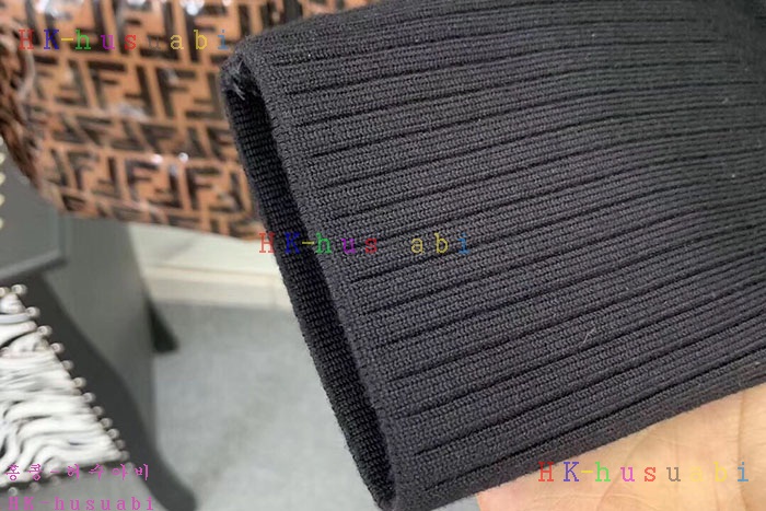 NEW 펜디 패딩 신상 FD 7258441