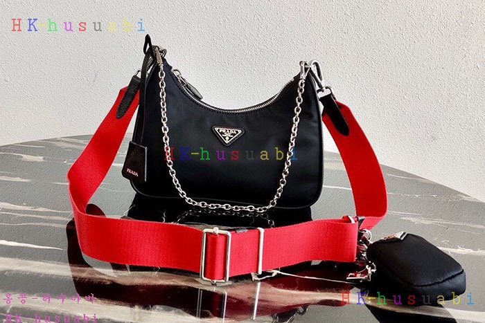 ★미러급★ 프라다 나일론 체인스트랩 호보백 1BH204-4