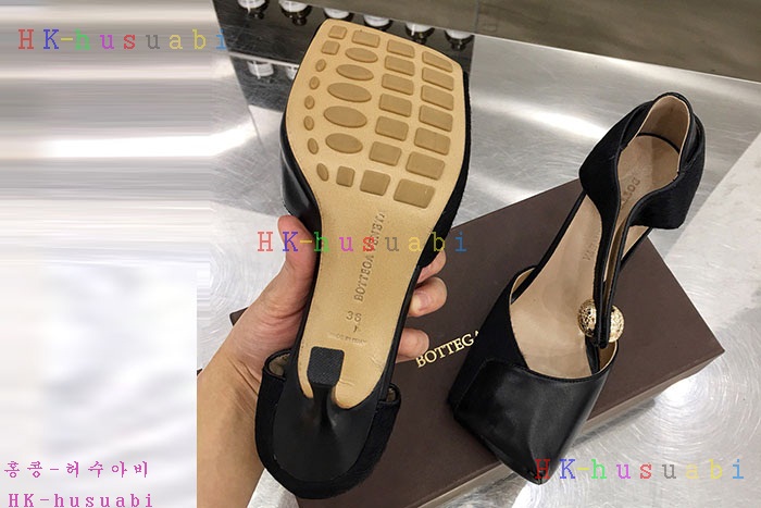 NEW 보테가베네타 신발 신상 B 4244109
