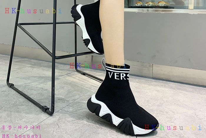 NEW 베르사체 남여공용 신발 V 642890