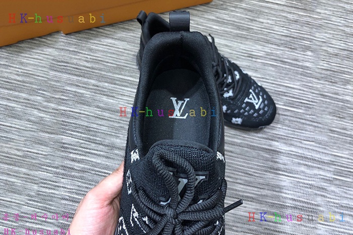 NEW 루이비통 신상 신발 LV 222610