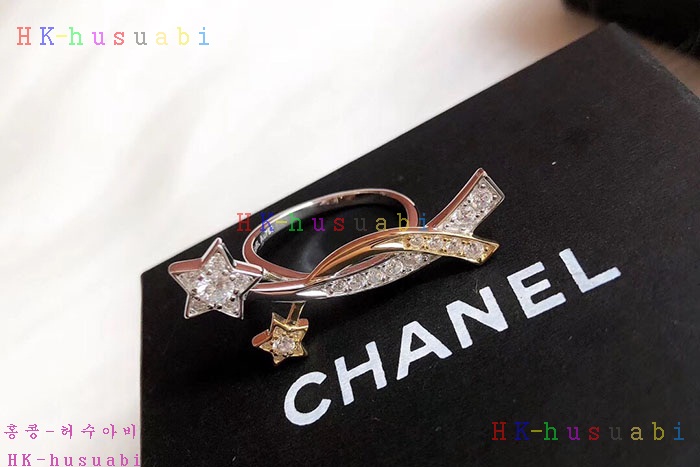 NEW 샤넬 반찌 신상 CH 4018934 