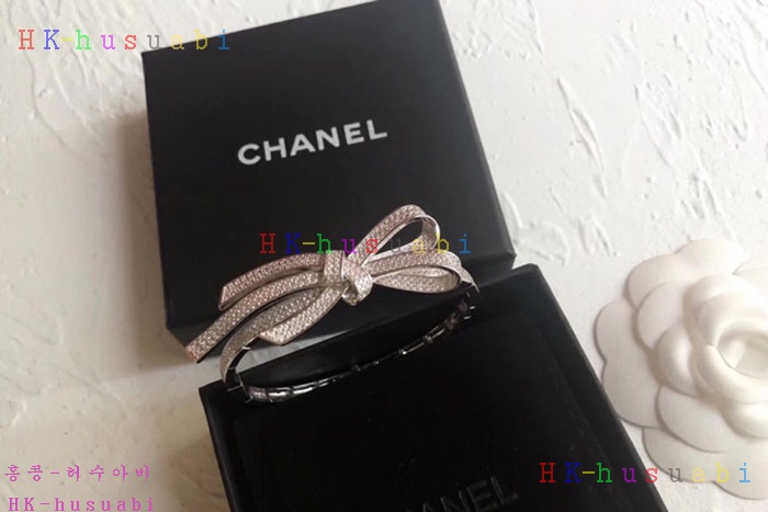NEW 샤넬 팔찌 신상 CH 4018882