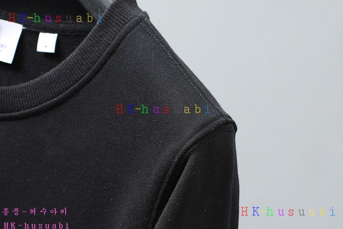 NEW 버버리 상의 신상 BB  6728011