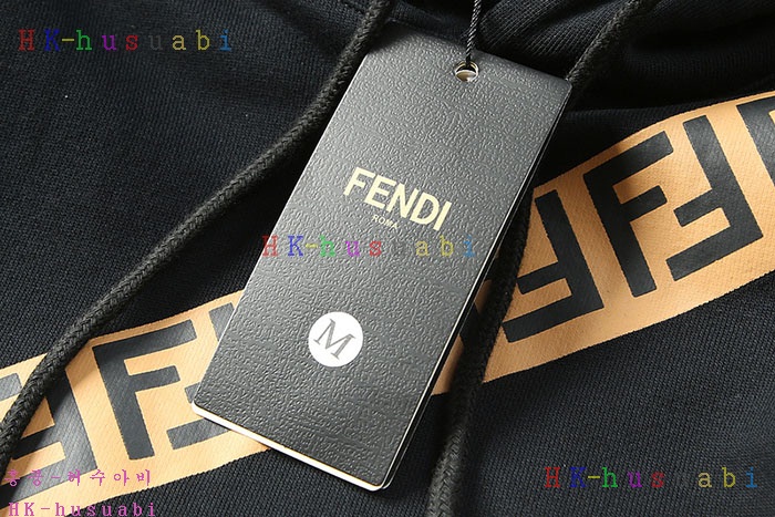NEW 펜디 상의 신상 FD 721133