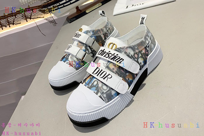 NEW 디올 신발 신상 DR 735533