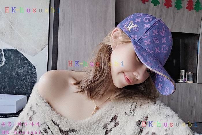 NEW 루이비통 모자 신상 LV 124330
