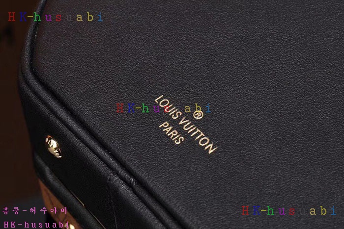 ★미러급★NEW 2018S/S 루이비통 쁘띠뜨 부아뜨 샤포  M43510