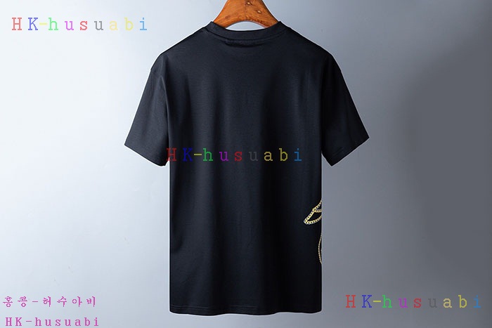 NEW 버버리 반팔티 신상  BB   557629