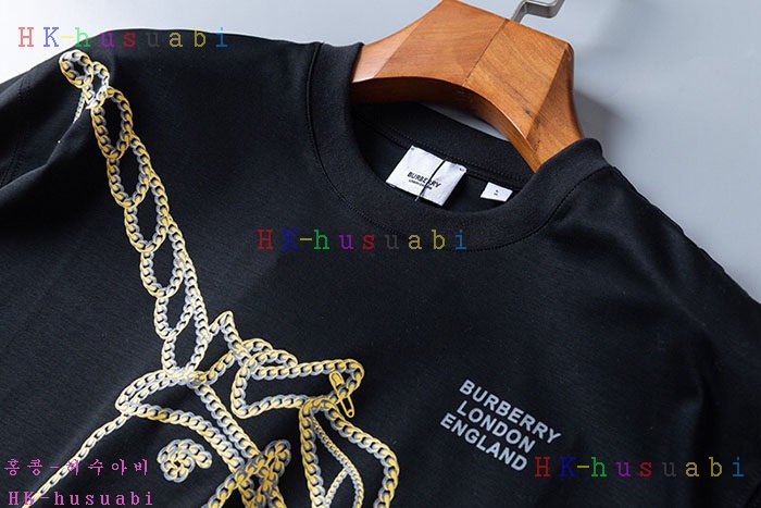 NEW 버버리 반팔티 신상  BB   557629