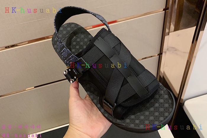 NEW 디올 신발 신상 DR 427128