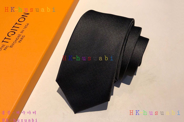 NEW 루이비통 넥타이 신상 LV 277725