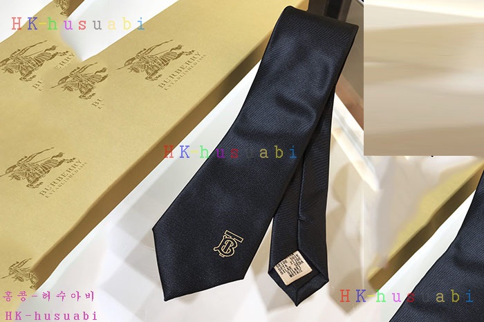 NEW 버버리 넥타이 신상 B 71401107