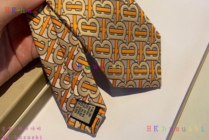 NEW 버버리 넥타이 신상 B 71401110